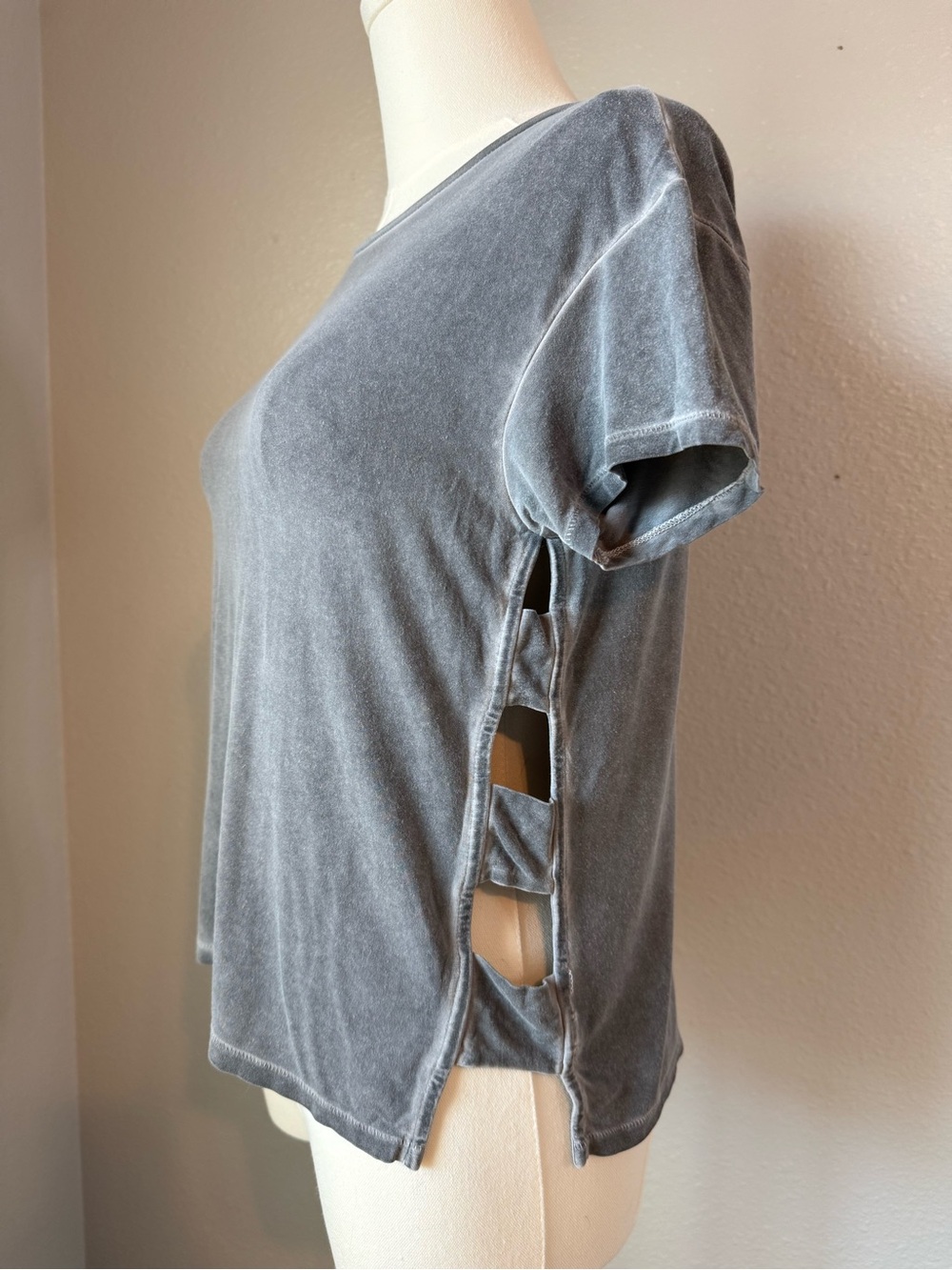 American Eagle Soft & Sexy Gray Ladder Side Tee XS - Picture 2 of 7